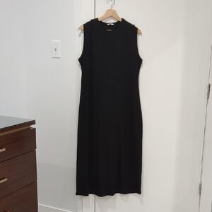 Ivee Size XL Elegant Black Ribbed Sleeveless Dress